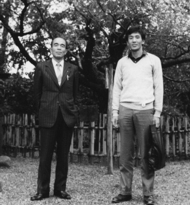 幸作社長と入社したころの浩史新社長（1980年）